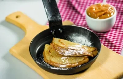 Crepes con Manjar de Leche Condensada